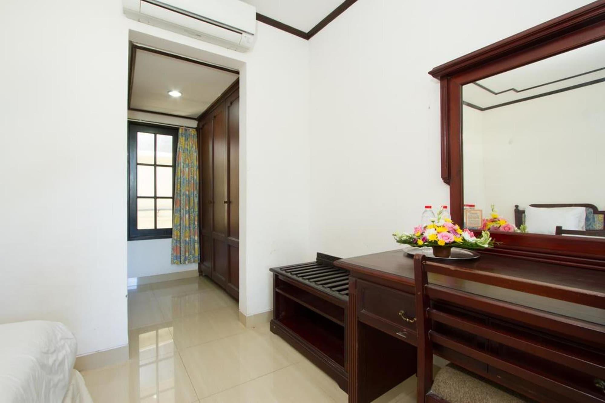 Hotel Oranjje Denpasar Exterior foto